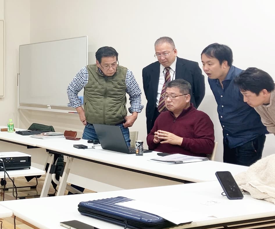 地元経営者との勉強会の様子